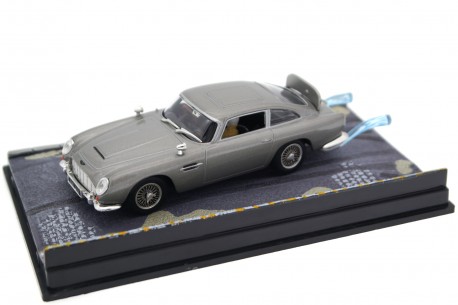 Altaya Aston Martin DB5 "Thunderball (1965)" 1963 - Silver Birch Metallic