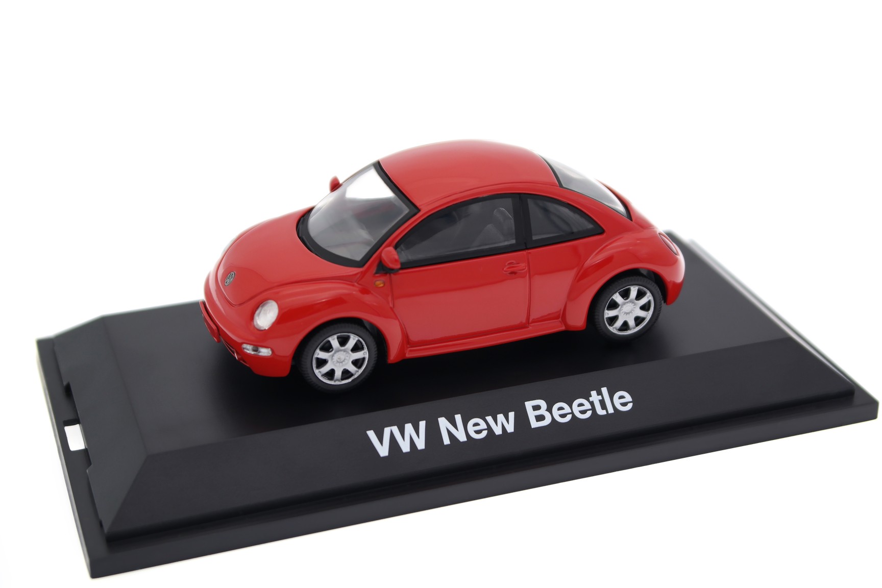 【送料込】Schuco VM NewBeetle ヴィンテージ A collectible scale model VW New Beetle from Schuco