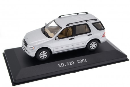 Altaya Mercedes-Benz M-Class ML 320 W163 2001 - Brilliant Silver Metallic