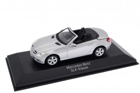 Minichamps Mercedes-Benz SLK-Class R171 2004 - Iridium Silver Metallic