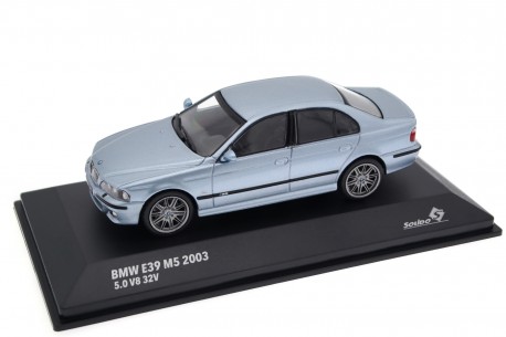 Solido BMW M5 E39 2000 - Blue Water Metallic