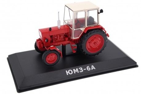 Hachette YuMZ-6AK 1993 - Red/White