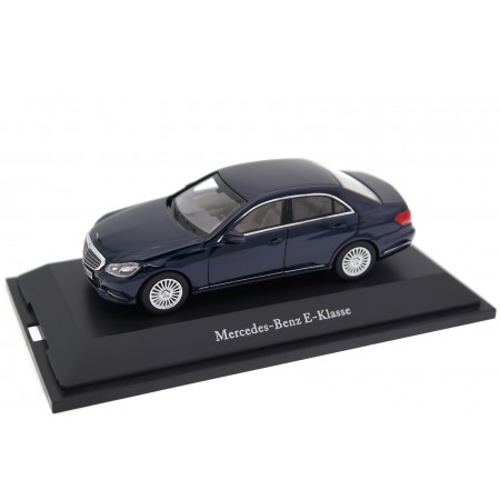 Kyosho Mercedes-Benz E-Class Elegance W212 MOPF 2013 - Canvasit Blue Metallic