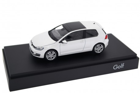 Herpa Volkswagen Golf VII 3-door AU 2012 - Oryx White Metallic