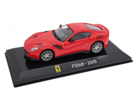 Centauria Ferrari F12tdf F152 2015 - Rosso Corsa