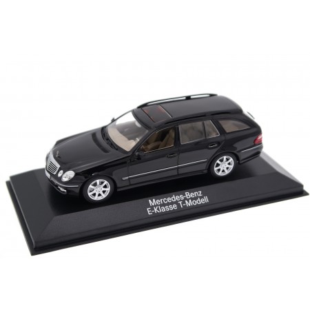 Minichamps Mercedes-Benz E-Class T-Modell Avantgarde S211 MOPF 2006 - Columbite Black Metallic