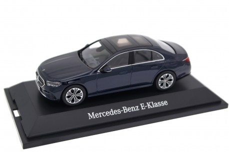 iScale Mercedes-Benz E-Class Avantgarde W214 2024 - Nautic Blue Metallic