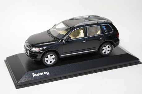 Minichamps Volkswagen Touareg V10 TDI 7L GP 2007 - Black Magic Pearl Effect