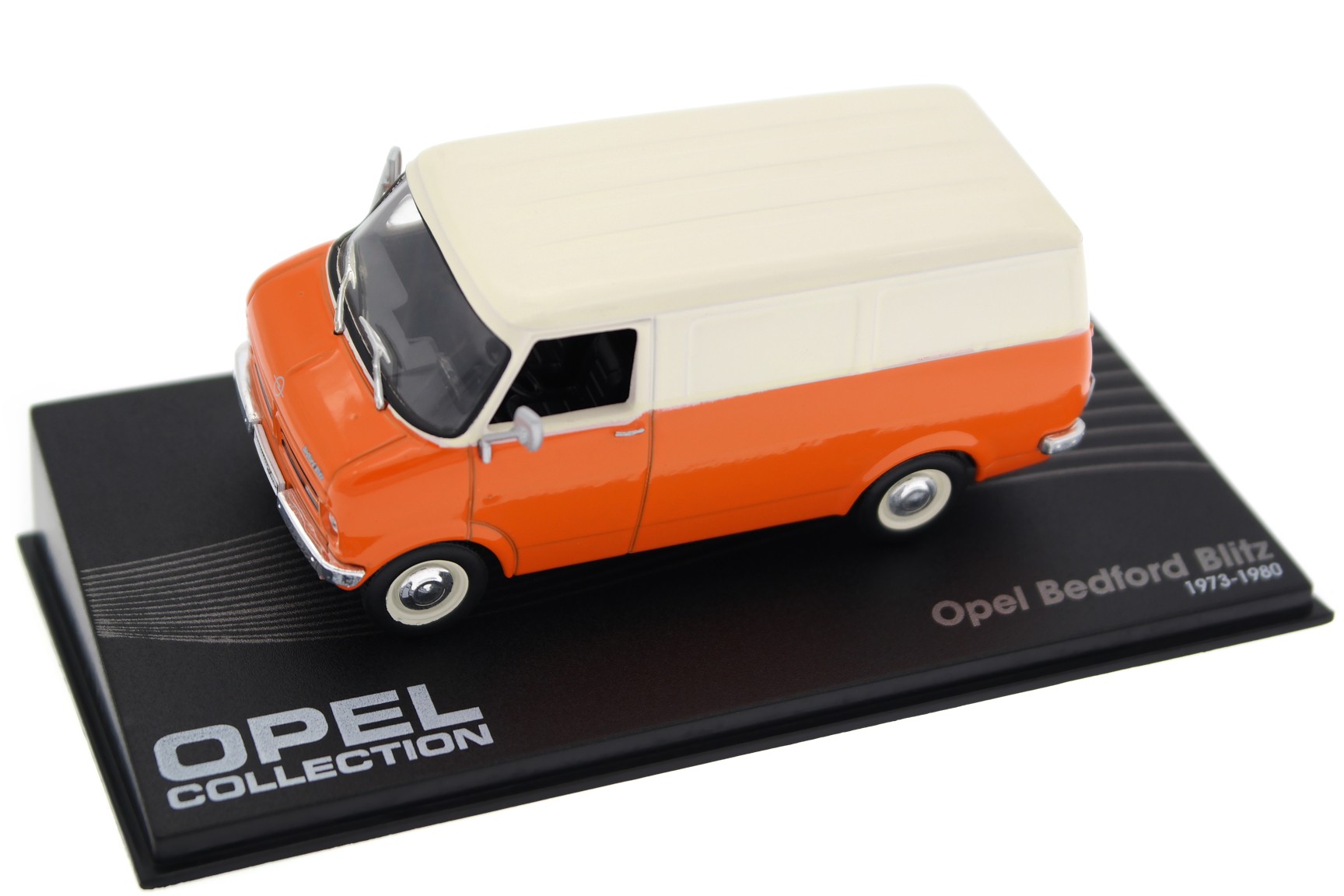 Set 1/43 IXO OPEL ASCONA RÖHRL BERGER & BEDFORD BLITZ & TRAILER in Niedersachsen - Uslar