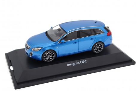 Schuco Opel Insignia A OPC Sports Tourer 2.8 V6 Turbo 4x4 2009 - Arden Blue Metallic