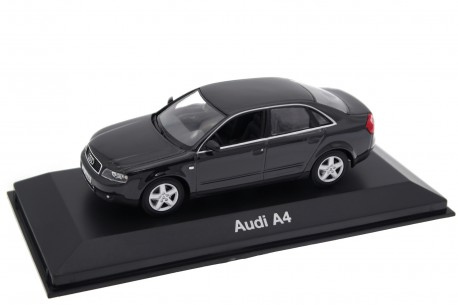 Minichamps Audi A4 Ambiente 3.0 B6 8E 2001 - Ebony Black Metallic