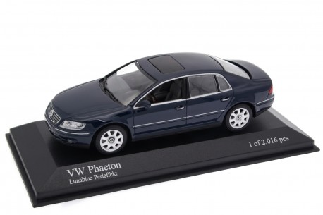 Minichamps Volkswagen Phaeton 6.0 W12 GP0 3D 2002 - Luna Blue Pearl