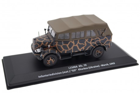 DeAgostini Mercedes-Benz L1500A Kfz. 70 1943 - Panzer Grey/Sand Pattern Camouflage