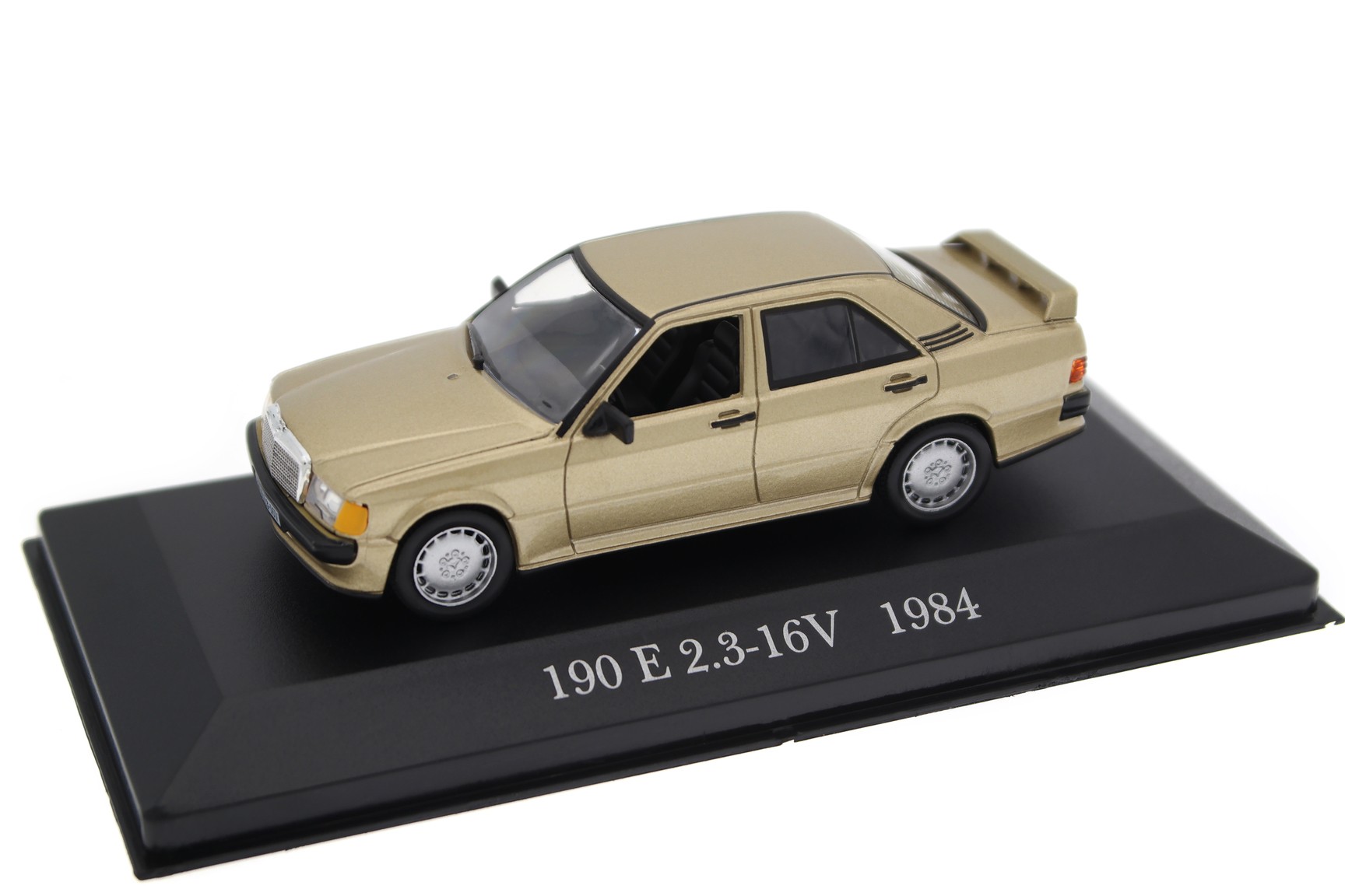 Колекційна масштабна модель Mercedes-Benz 190 E 2.3-16V від Altaya