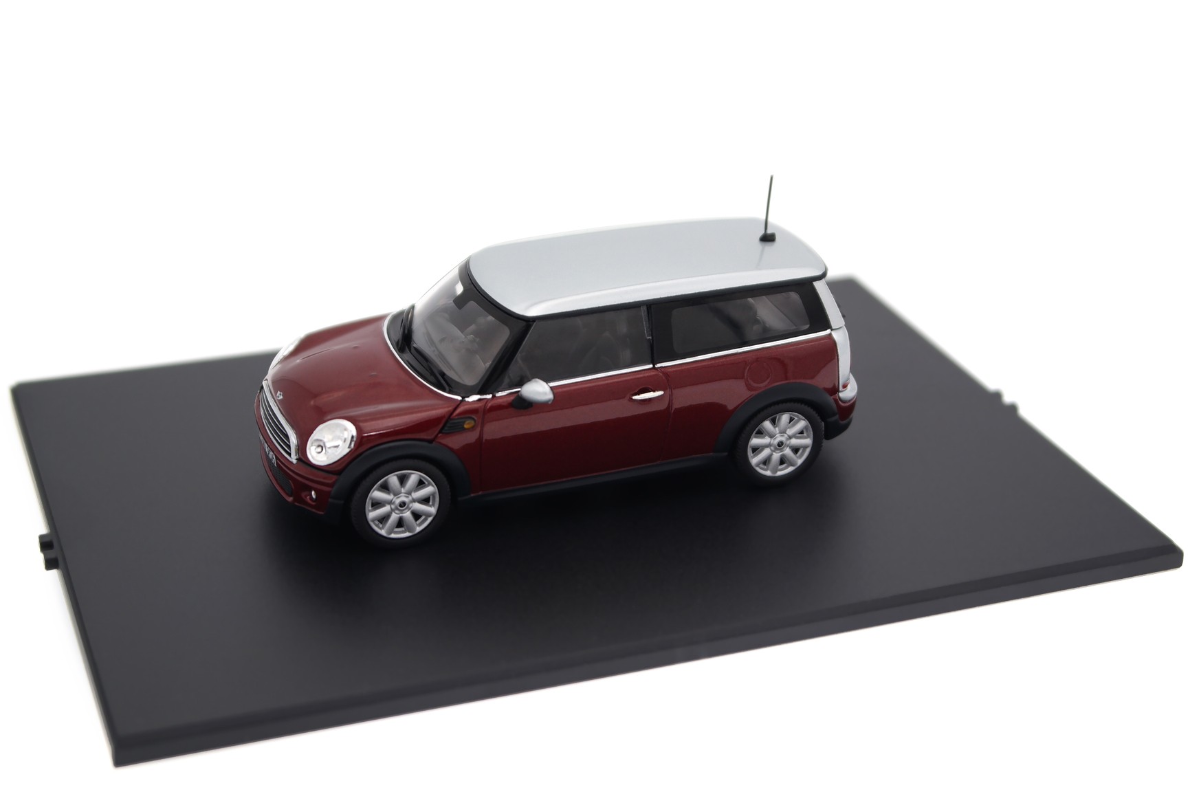 ROVER MINI Clubman パブミラー Коллекционная масштабная модель Mini Cooper Clubman от Minichamps