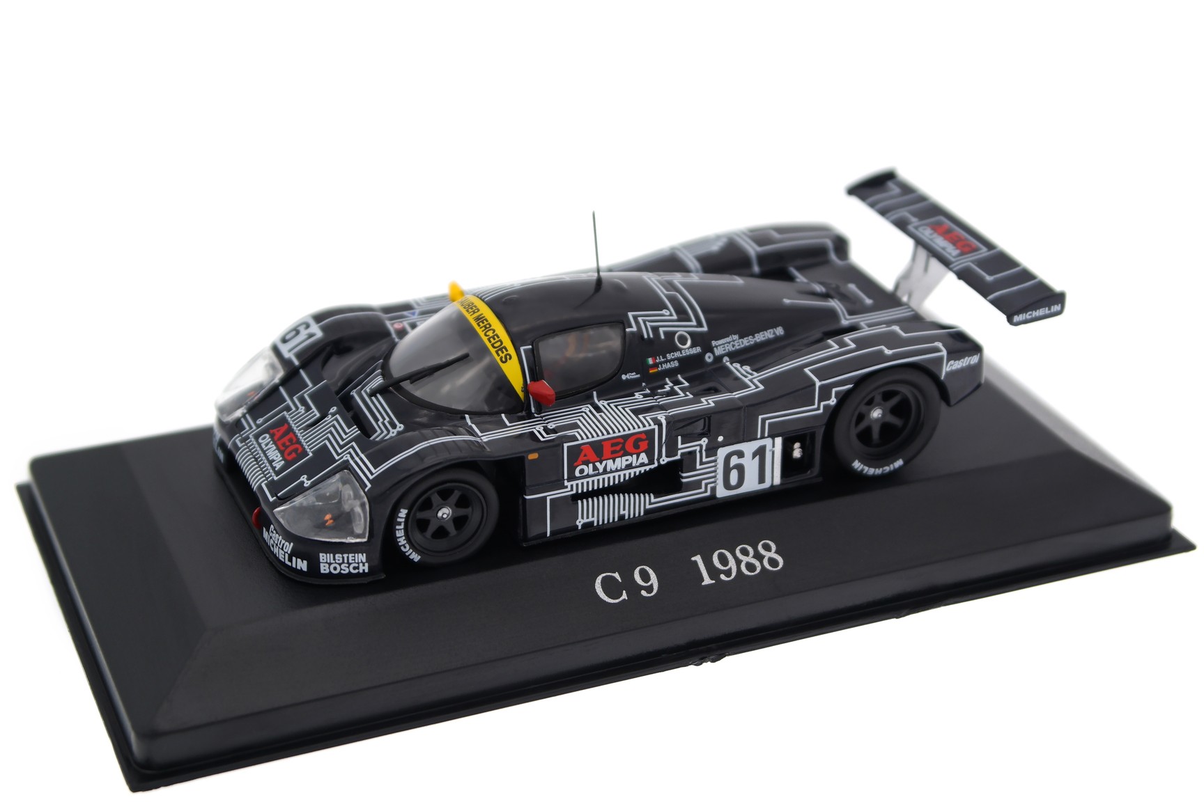 sauber-mercedes-c9-le-mans.jpg