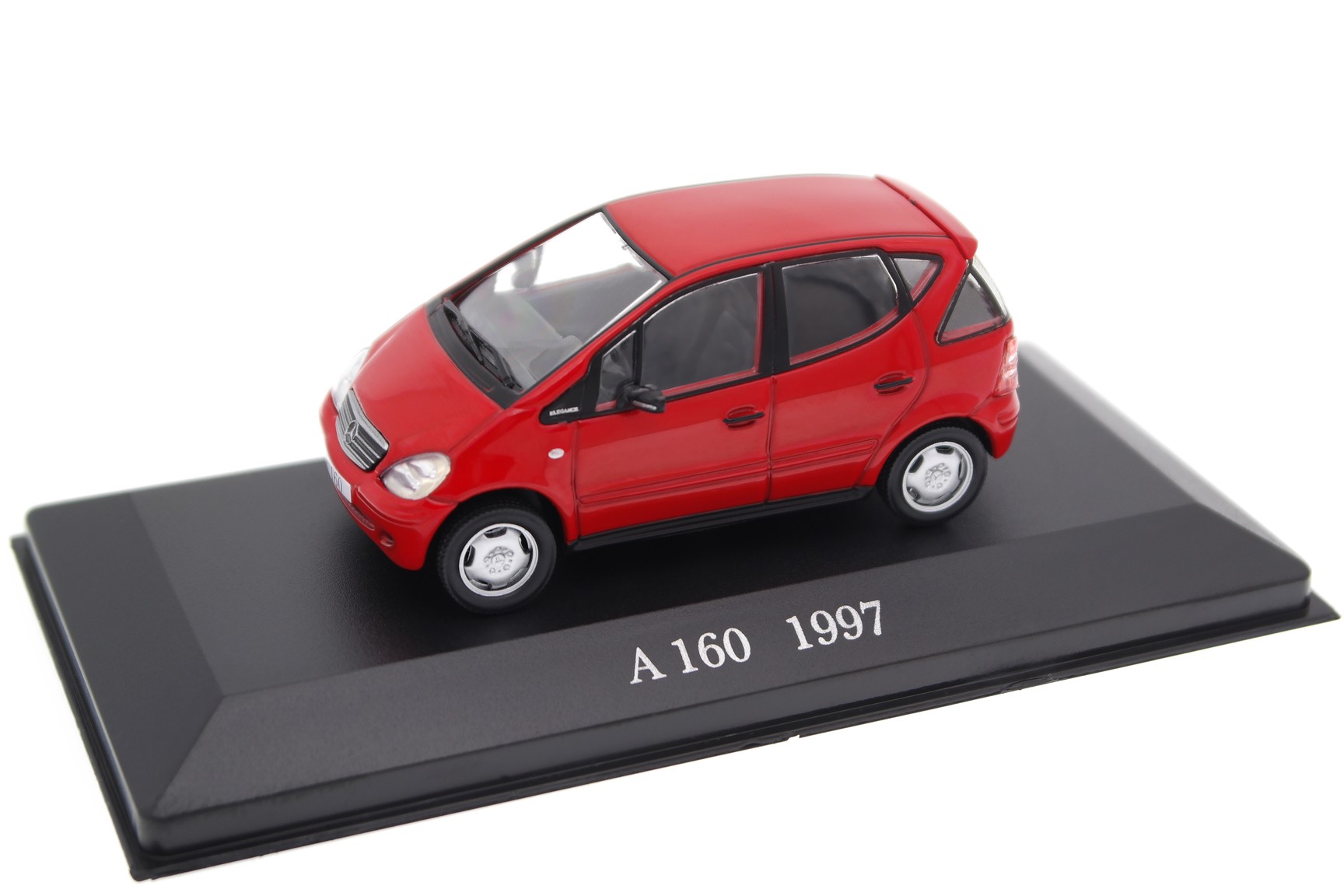 Коллекционная масштабная модель Mercedes-Benz A-Class от Altaya
