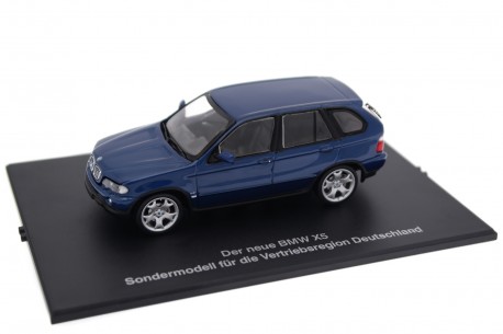 Minichamps BMW X5 4.4i E53 2000 - Topas Blue Metallic