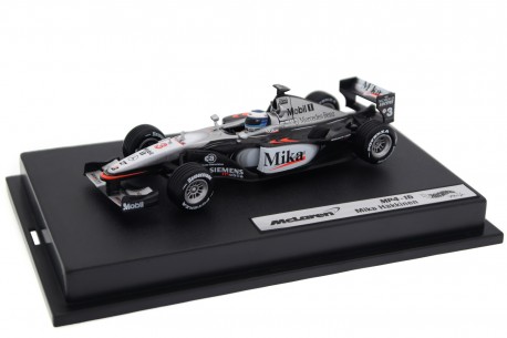 Hot Wheels McLaren MP4-16 #3 "West McLaren Mercedes" Formula 1 2001 - Mika Häkkinen