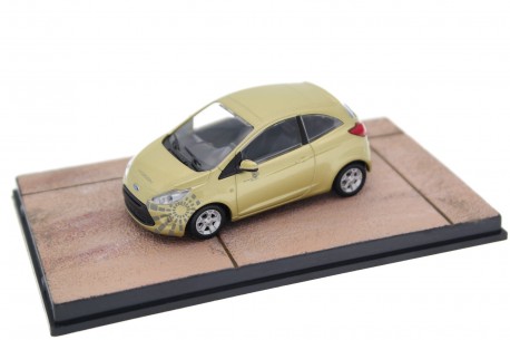 Universal Hobbies Ford Ka Mark II "Quantum of Solace" 2008 - Unique Gold Metallic