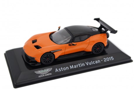Centauria Aston Martin Vulcan 2015 - Madagascar Orange