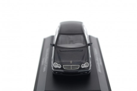 MERCEDES BENZ 170V mit Westfalia Anhanger 1/43 Schuco EUR 38,90
