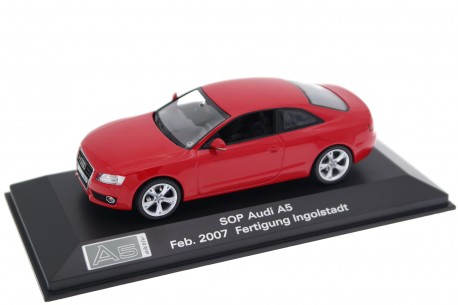 Schuco Audi A5 Coupé 3.2 quattro 8T 2007 - Brilliant Red
