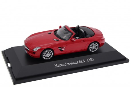 Schuco Mercedes-Benz SLS AMG Roadster 6.3 R197 2011 - Le Mans Red Metallic