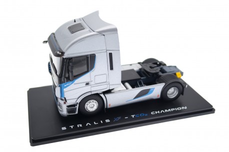 Eligor Iveco Stralis Hi-Way 570 XP E6 TCO2 Champion 2016 - Brilliant Grey Metallic