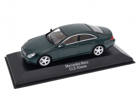 Minichamps Mercedes-Benz CLS-Class C219 2004 - Andradite Green Metallic
