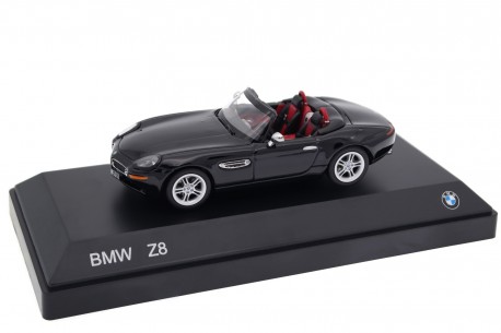 Jadi BMW Z8 E52 2000 - Carbon Black Metallic