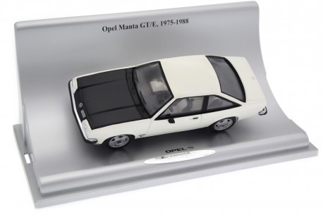 Schuco Opel Manta B1 GT/E 1975 - Alpine White/Matt Black