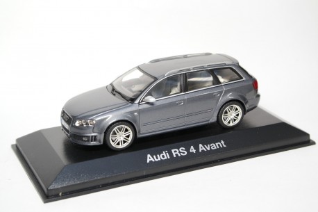 Minichamps Audi RS4 Avant B7 2005 - Daytona Gray Metallic