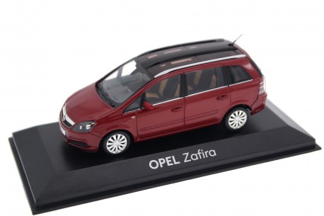 Minichamps Opel Zafira B Cosmo 2005 - Pomegranate Red Metallic
