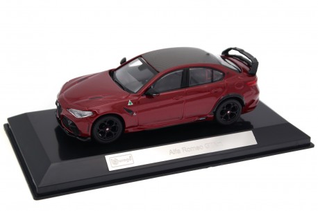 Bburago Alfa Romeo Giulia Quadrifoglio GTAm 952 2020 - Rosso Etna Metallic