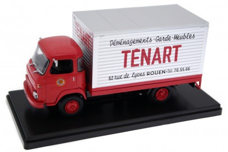 Hachette Saviem SG4 MB 59 Fourgon Ténart 1968 - Pale Red