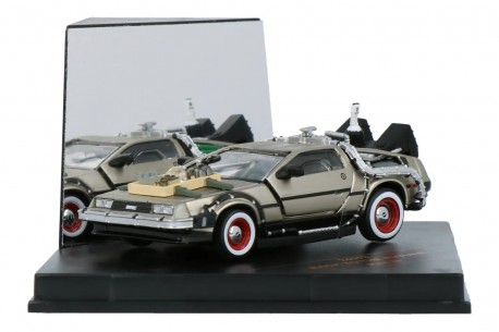 Vitesse DeLorean DMC-12 Time Machine "Back to the Future Part III (1990)" 1981 – Stainless Steel