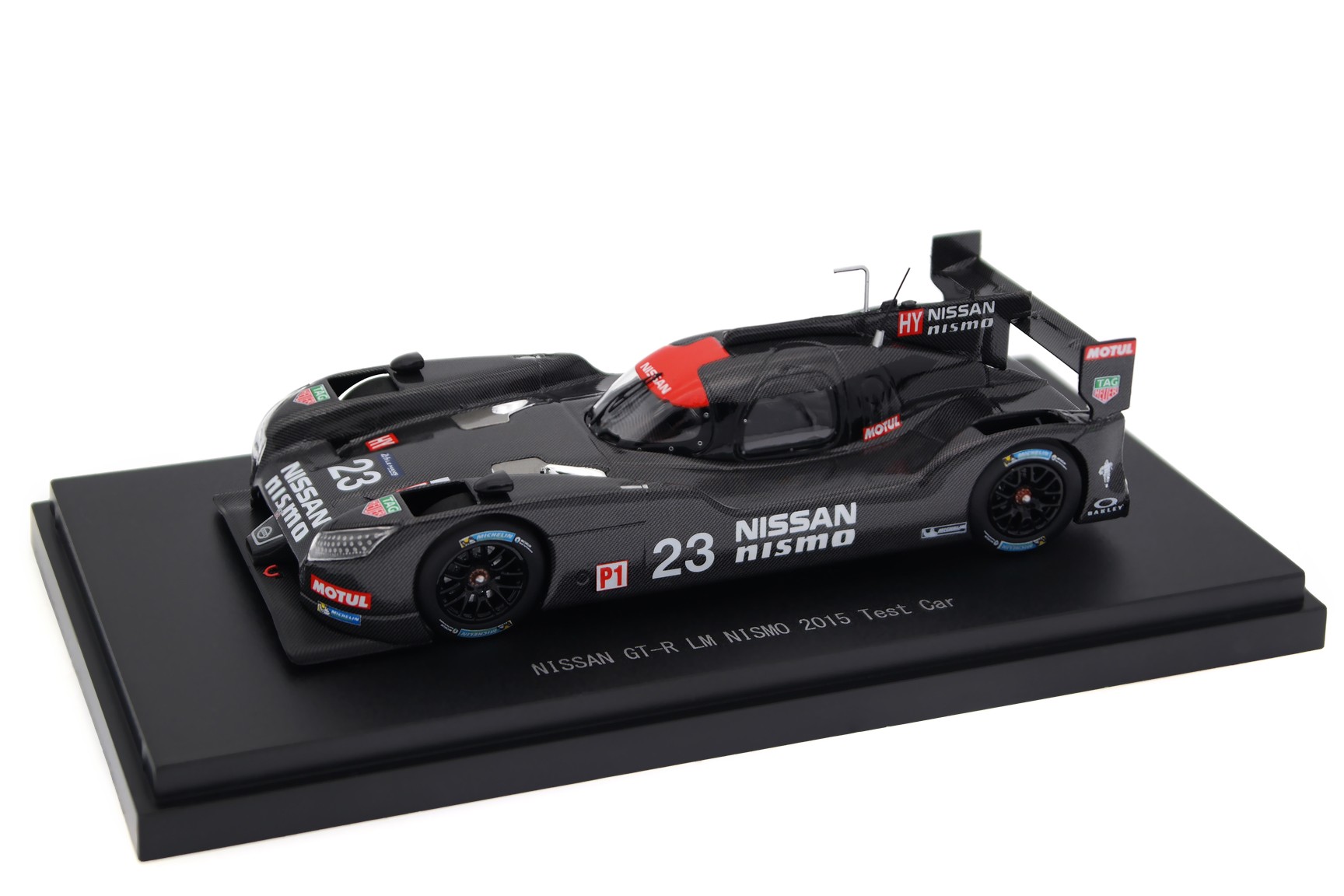 Коллекционная масштабная модель Nissan GT-R LM Nismo Le Mans от Ebbro