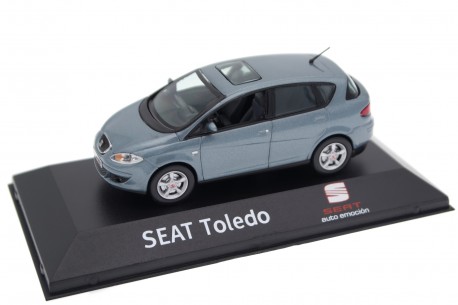 IXO Seat Toledo III TDI 5P 2004 - Lluvia Blue Metallic