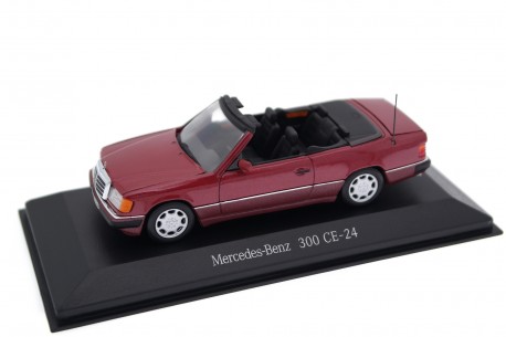 Minichamps Mercedes-Benz 300 CE-24 Cabriolet A124 MOPF 1990 - Almadin Red Metallic/Navarra Red Metallic